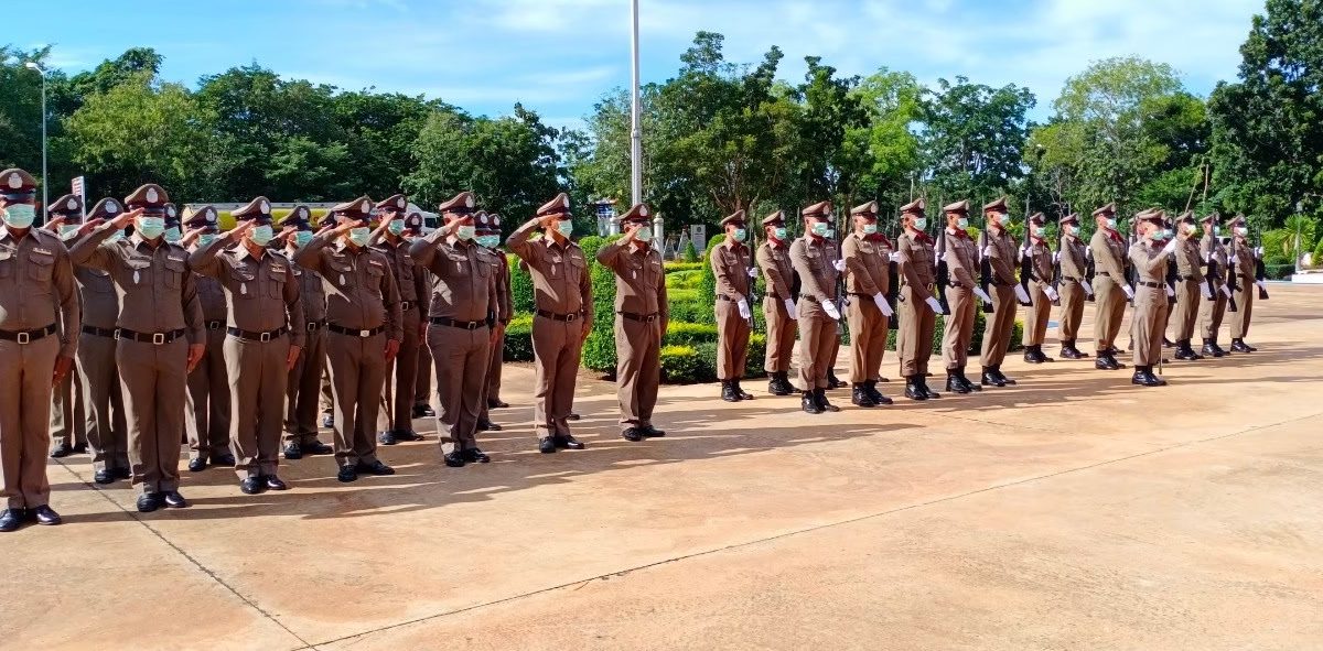 LINE_ALBUM_รอง ผบ.ตร.ตรวจเยี่ยม_240404_1